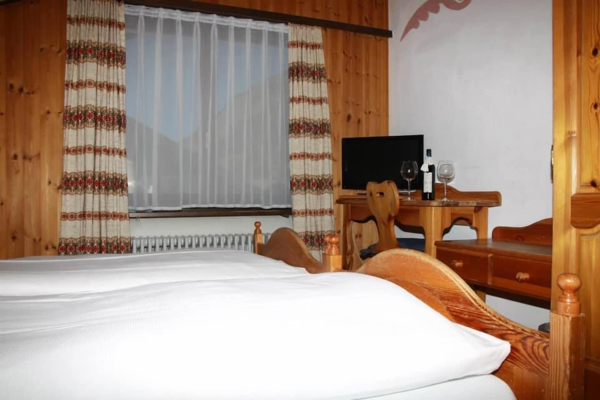 Walliserhof Täsch Eksteriør bilde