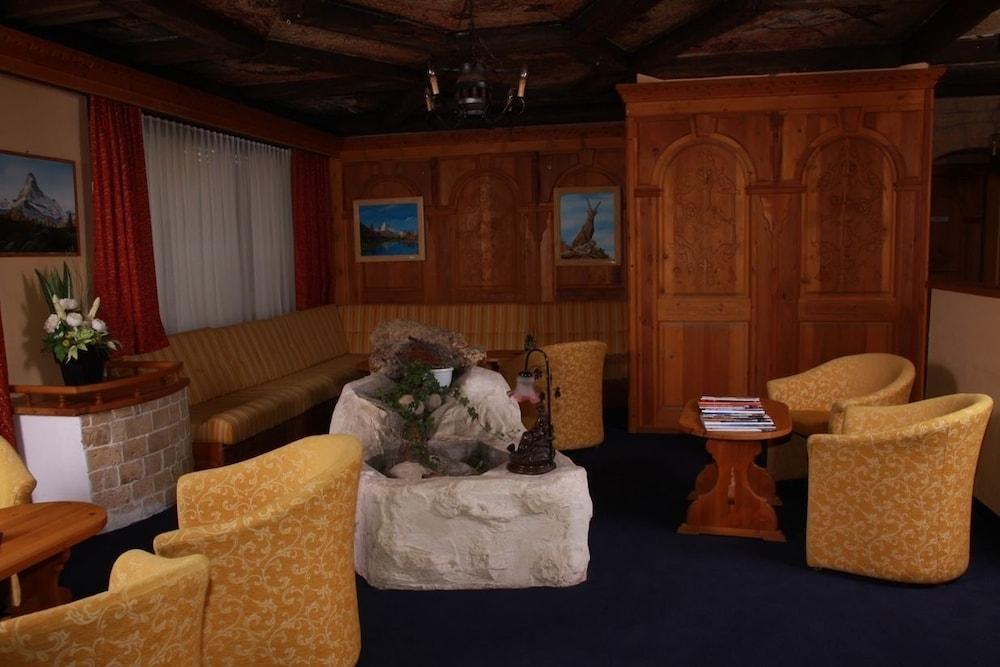Walliserhof Täsch Eksteriør bilde